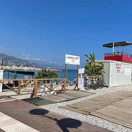 アパート Location Saisonniere 220 M Des Plages マントン