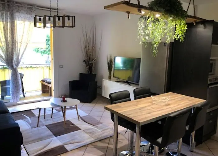 Location Saisonniere 220 M Des Plages דירה *