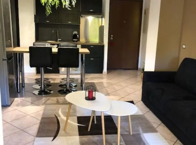 דירה Location Saisonniere 220 M Des Plages מנטון