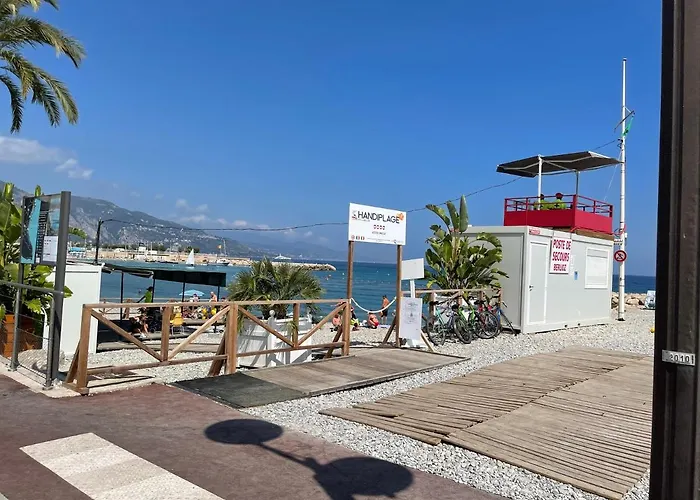 דירה Location Saisonniere 220 M Des Plages מנטון