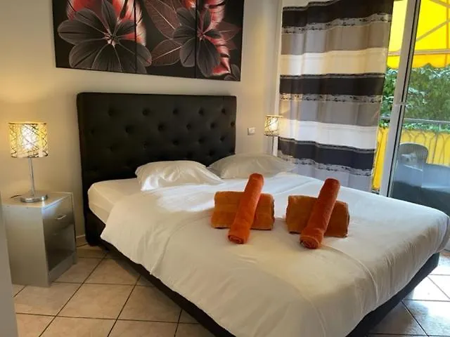 Location Saisonniere 220 M Des Plages דירה